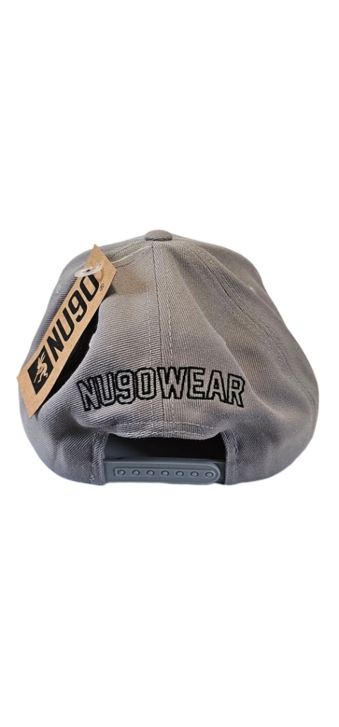 Snapback SIX NU90 Szary z szarym daszkiem / Czarne Logo Snapback SIX NU90 Szary z szarym daszkiem / Czarne Logo